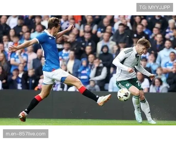 帕纳辛纳科斯伤病潮波及三条线 贝尼特斯排兵布阵捉襟见肘